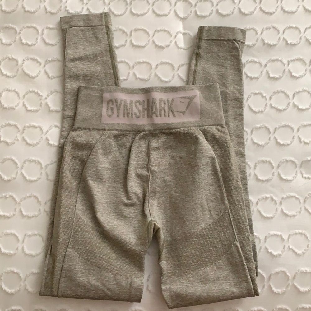 Small Gymshark Leggings
